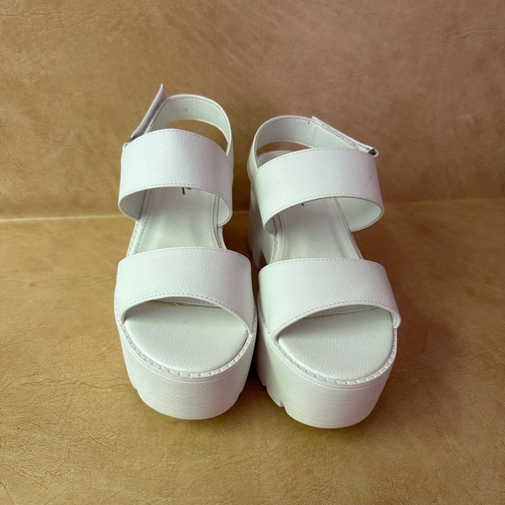 Nasty Gal Cleated Platform Slingback Sandals Size 36